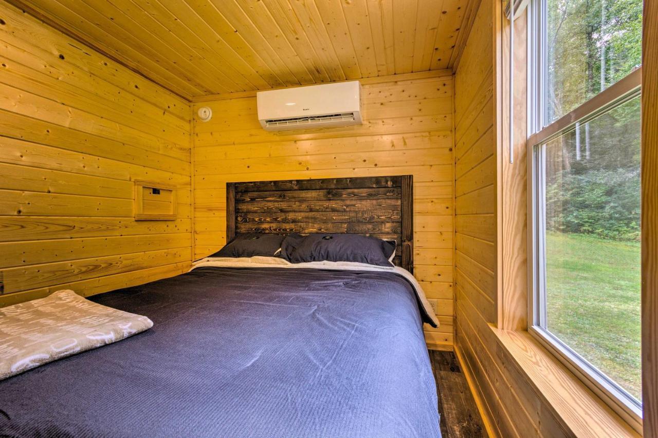 Quaint Mtn Cabin Tiny Living Near Big Adventure Brevard Zewnętrze zdjęcie
